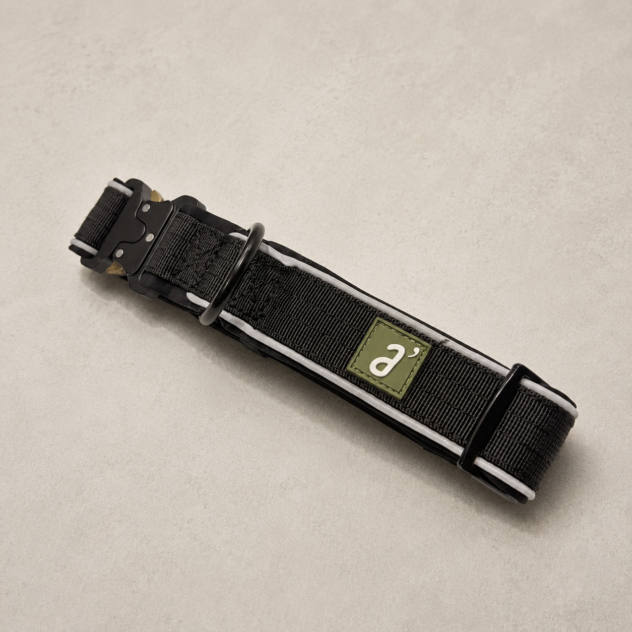 RoamBand Adjustable Dog Collar — Midnight Black