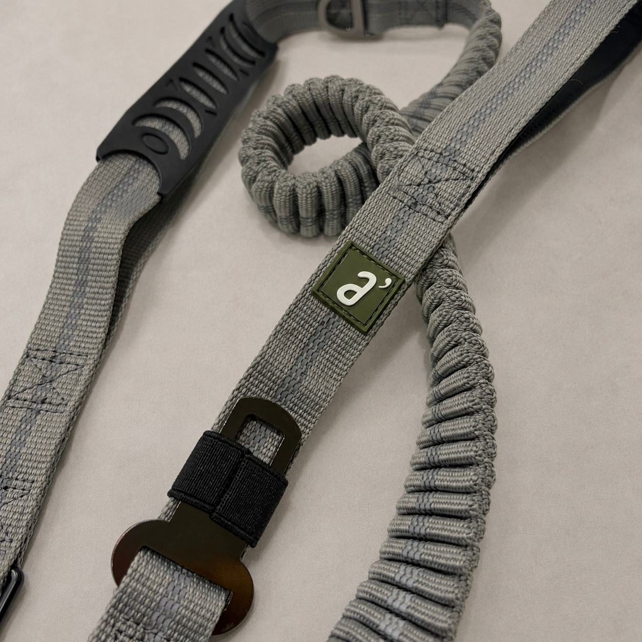 RoamFlex Bungee Dog Leash — Stone Grey